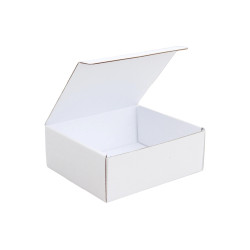 Csomagoló doboz, önzáró, postai kartondoboz 140x125x55mm fehér