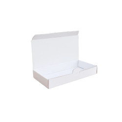 Csomagoló doboz, önzáró, postai kartondoboz 200x100x30mm fehér